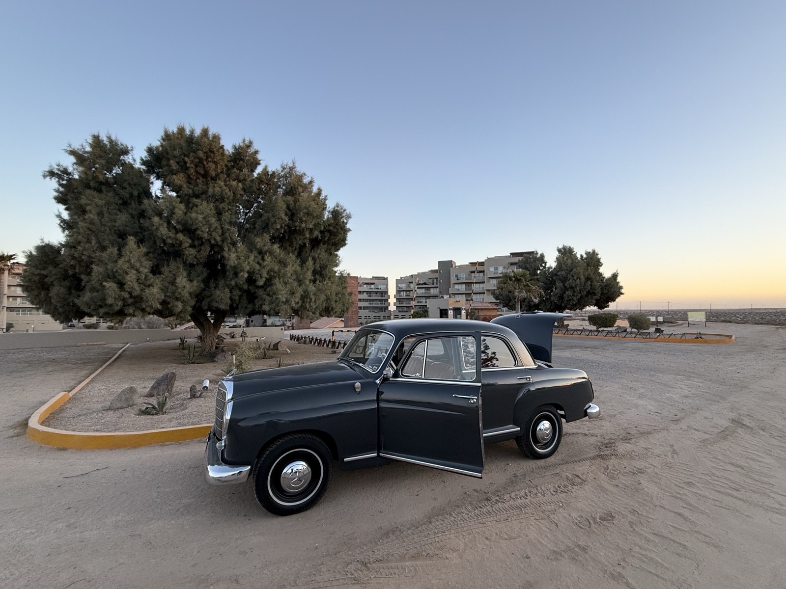 Mercedes-Benz-190-D-1960