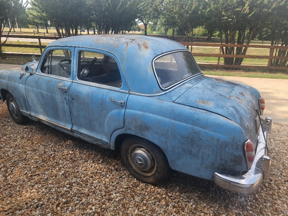Mercedes-Benz-190-D-1961-3
