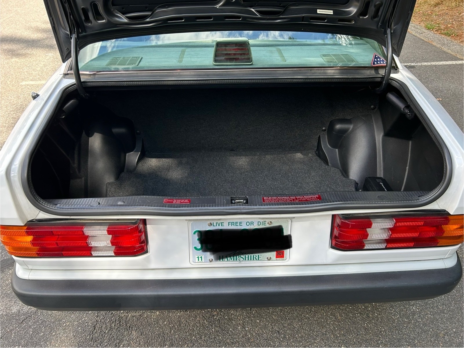 Mercedes-Benz-190-Series-1991-15