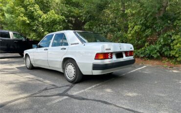 Mercedes-Benz-190-Series-1991-8