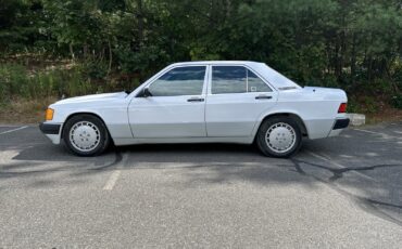 Mercedes-Benz-190-Series-1991-9