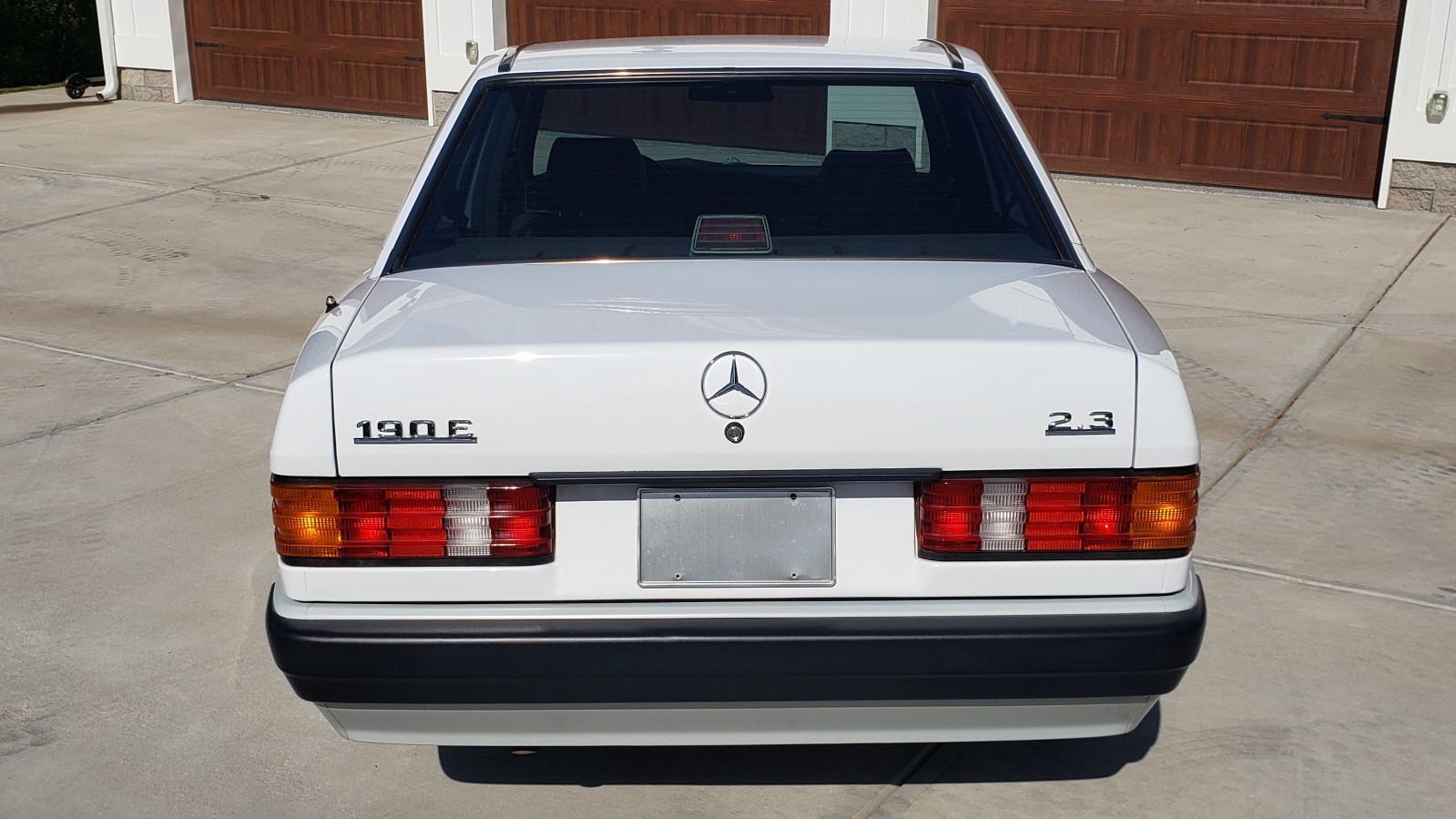 Mercedes-Benz-190-Series-1991-Sedan-8