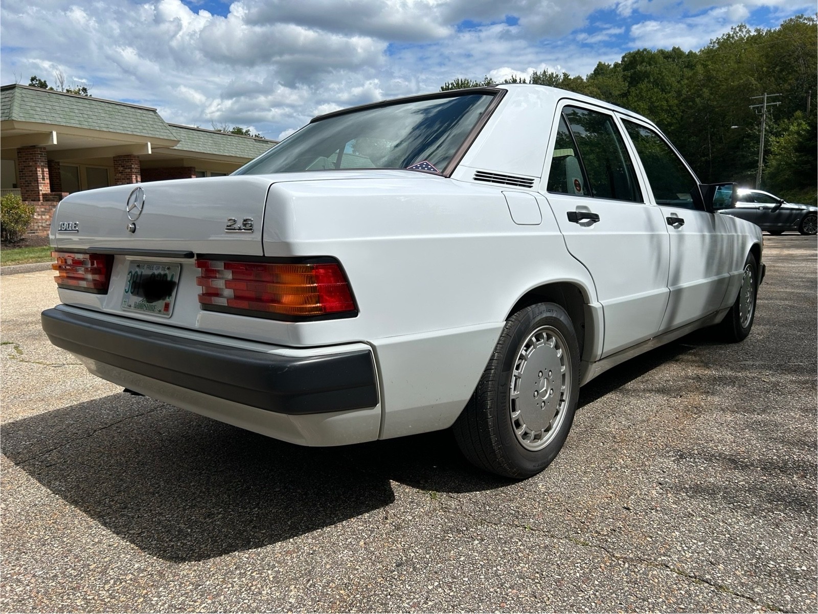 Mercedes-Benz-190-Series-1991