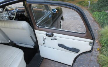Mercedes-Benz-190B-series-1960-Sedan-10