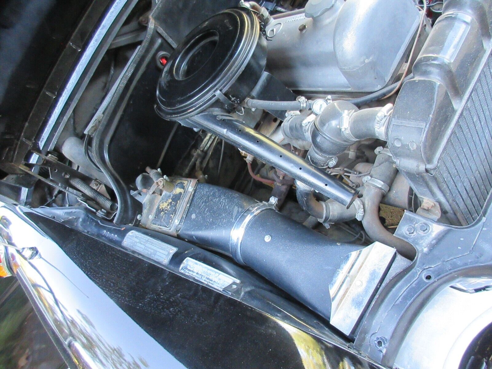 Mercedes-Benz-190B-series-1960-Sedan-18
