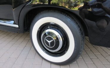 Mercedes-Benz-190B-series-1960-Sedan-8