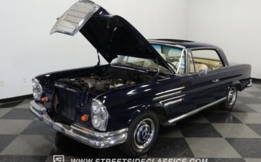 Mercedes-Benz-200-Series-1966-Coupe-29