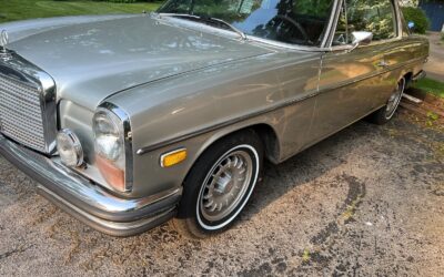 Mercedes-Benz 200-Series 1973 Coupe