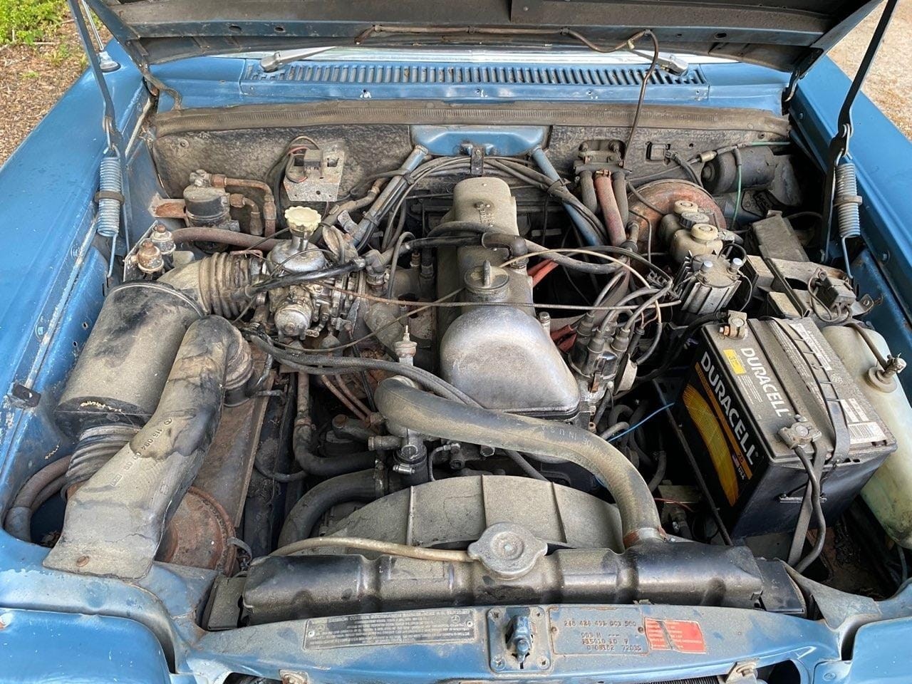 Mercedes-Benz-220-1971-17