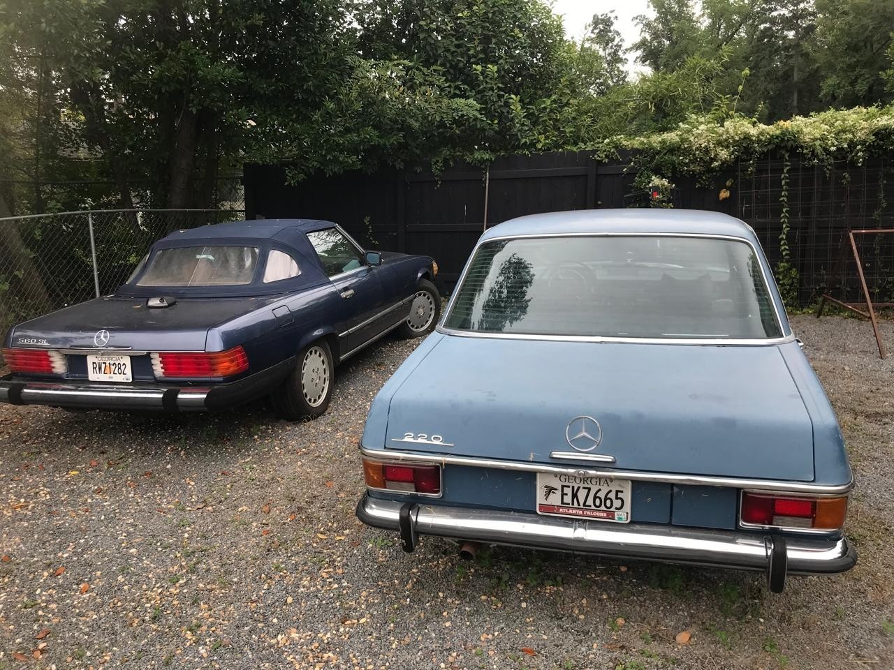Mercedes-Benz-220-1971-2