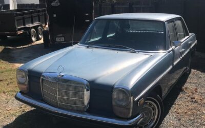 Mercedes-Benz 220 1971
