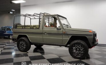 Mercedes-Benz-230GE-1995-SUV-15