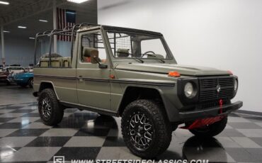 Mercedes-Benz-230GE-1995-SUV-16