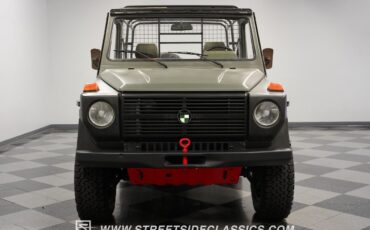 Mercedes-Benz-230GE-1995-SUV-17
