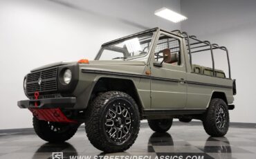 Mercedes-Benz-230GE-1995-SUV-21