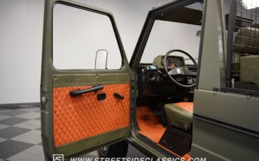 Mercedes-Benz-230GE-1995-SUV-35