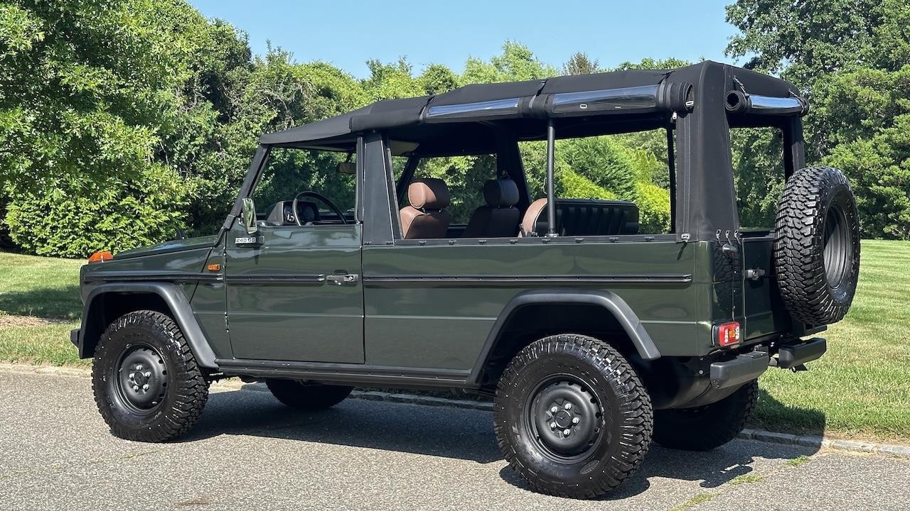 Mercedes-Benz-240GD-1987-13