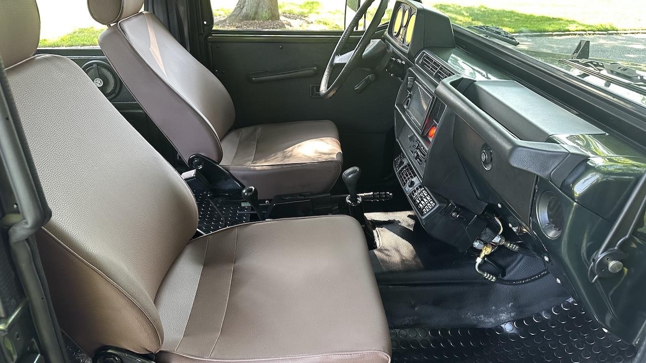 Mercedes-Benz-240GD-1987-28