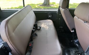 Mercedes-Benz-240GD-1987-32