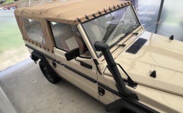 Mercedes-Benz-250-1992-15