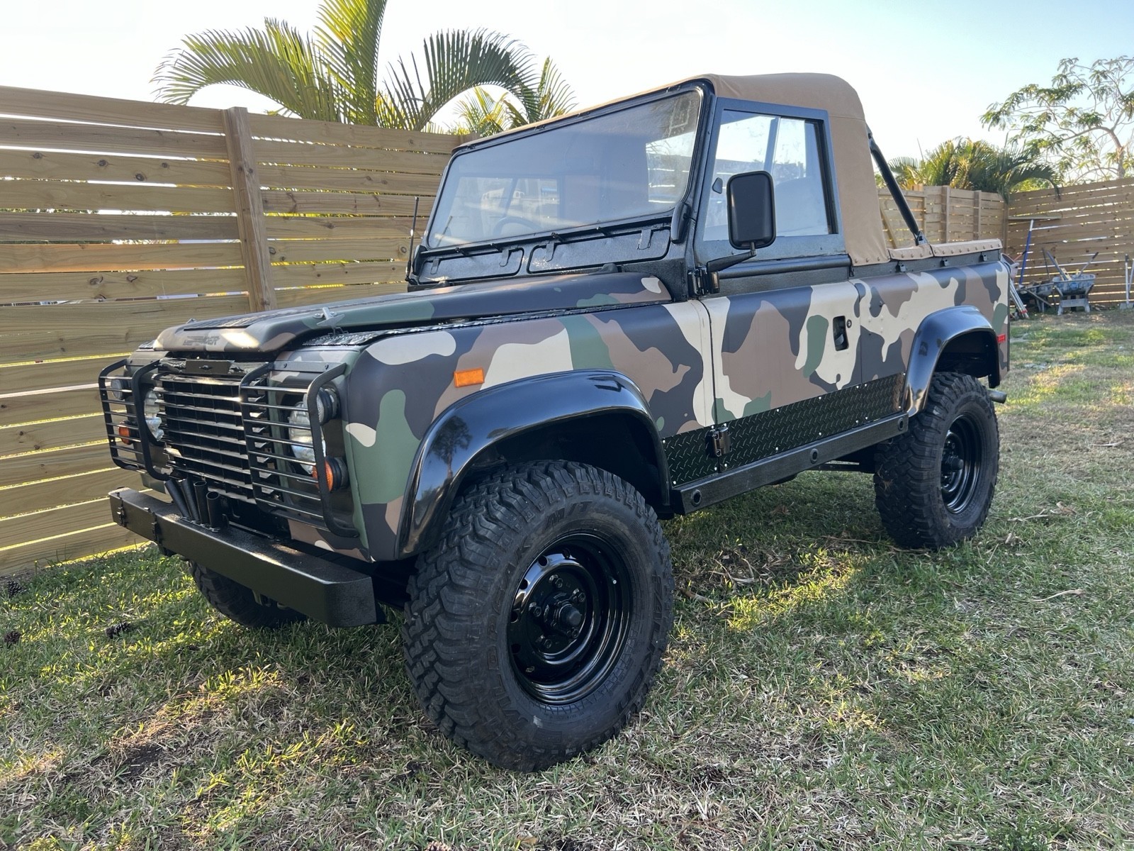 Mercedes-Benz-250-1992-23