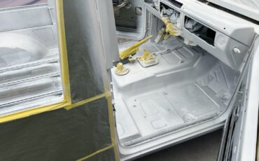 Mercedes-Benz-250-1992-29