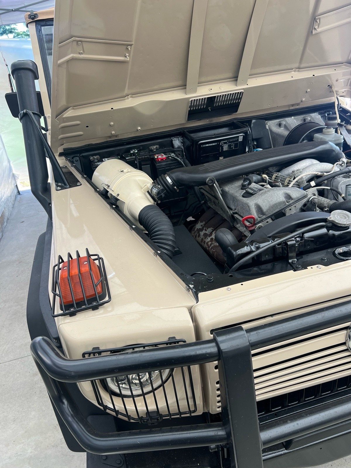 Mercedes-Benz-250-1992-6