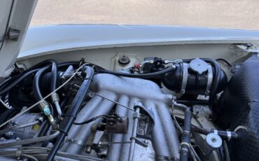 Mercedes-Benz-280-SL-1968-21