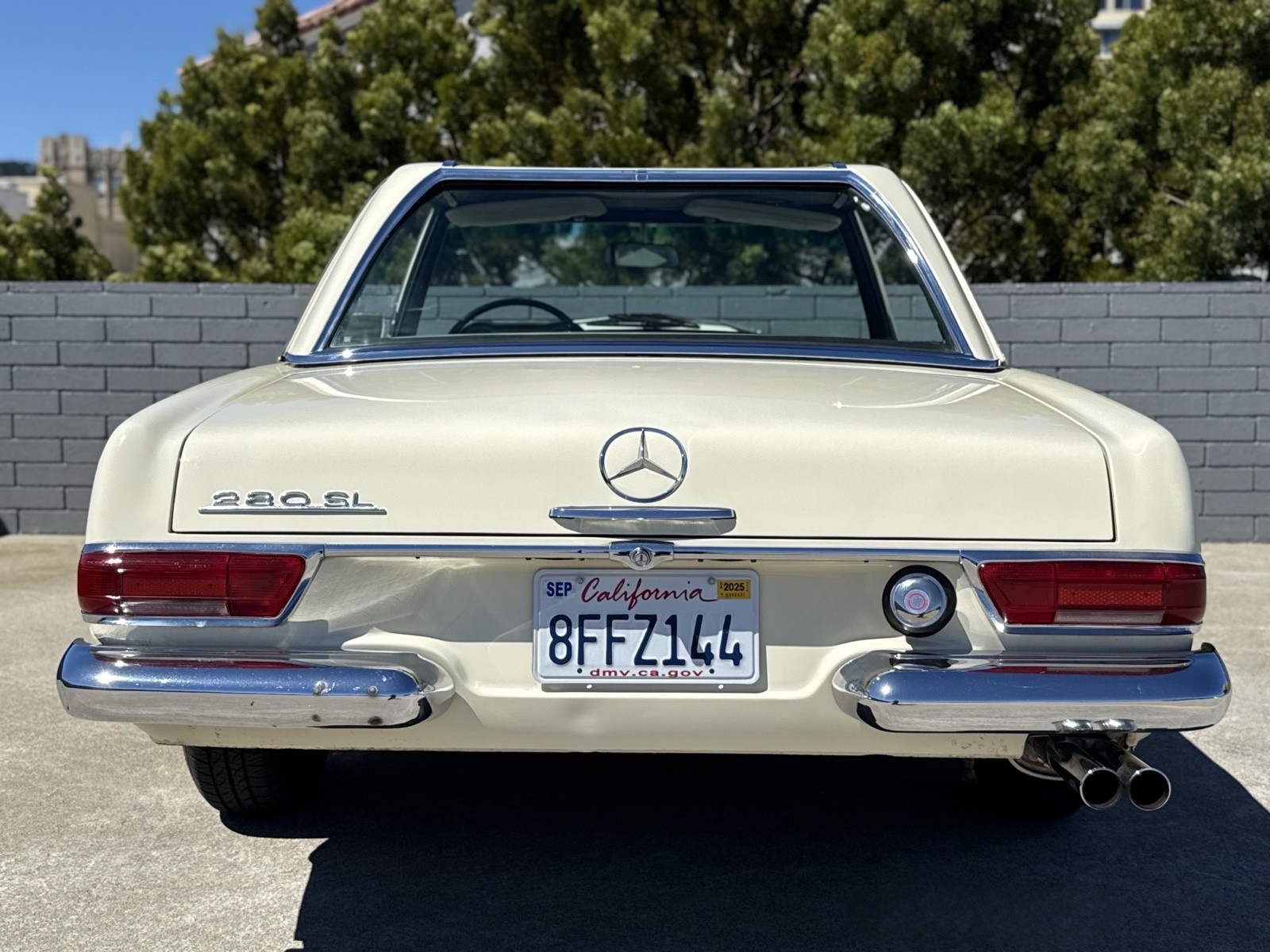 Mercedes-Benz-280-SL-1968-3