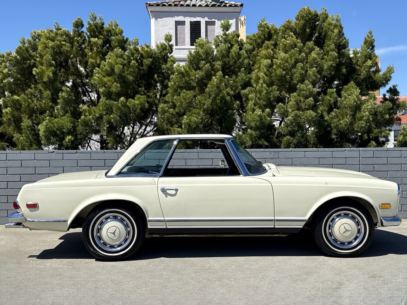 Mercedes-Benz-280-SL-1968-5