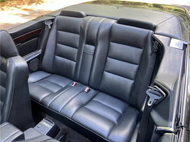 Mercedes-Benz-300-CE-Cabriolet-1993-25