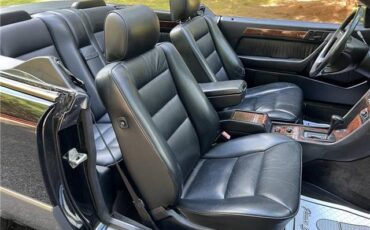 Mercedes-Benz-300-CE-Cabriolet-1993-29
