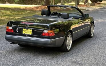 Mercedes-Benz-300-CE-Cabriolet-1993-8