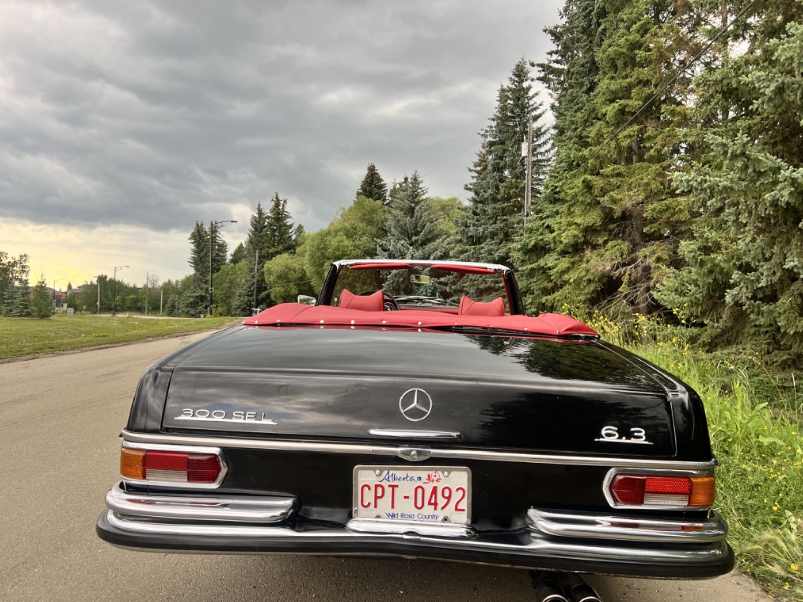 Mercedes-Benz-300-Series-1972-Convertible-22