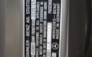Mercedes-Benz-300-Series-1978-Sedan-31