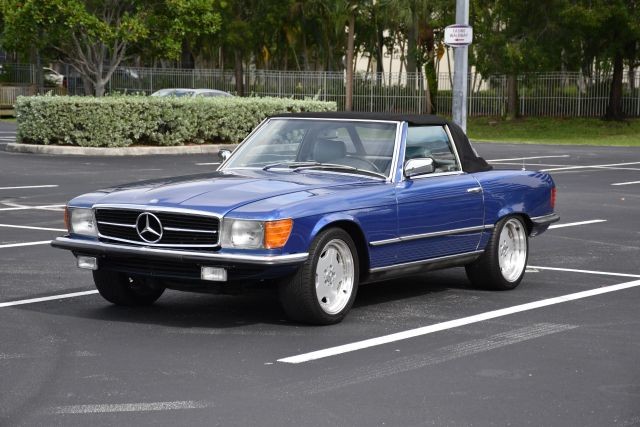 Mercedes-Benz-300-Series-1983-Convertible-20