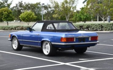 Mercedes-Benz-300-Series-1983-Convertible-21