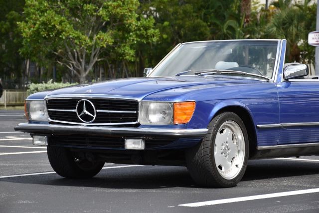 Mercedes-Benz-300-Series-1983-Convertible-9