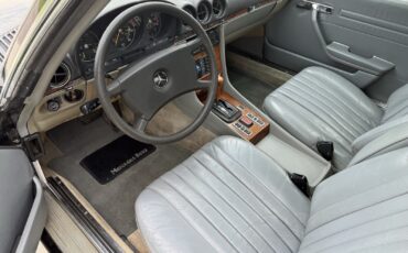 Mercedes-Benz-450-SLC-1980-21