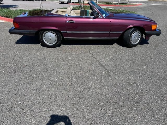 Mercedes-Benz-500-Series-1988-Convertible-28