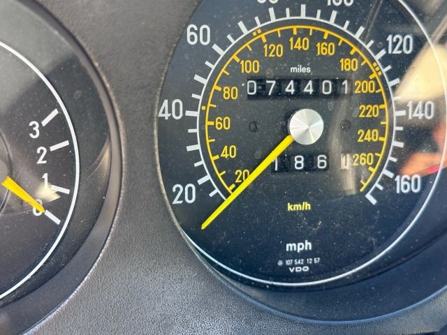 Mercedes-Benz-500-Series-1988-Convertible-33