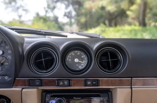 Mercedes-Benz-500-Series-1988-Convertible-6