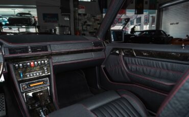 Mercedes-Benz-500E-1992-4D-33