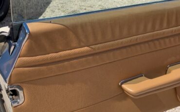 Mercedes-Benz-560SL-1989-Convertible-12