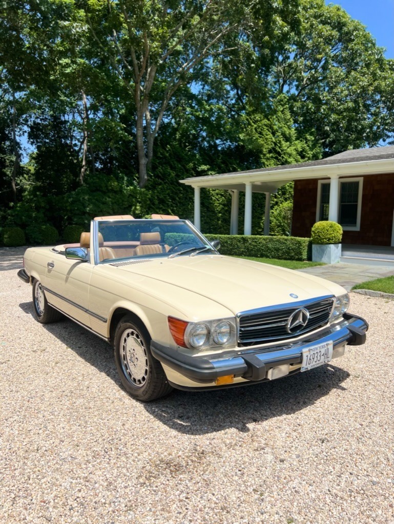 Mercedes-Benz-560SL-1989-Convertible-4
