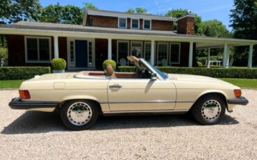 Mercedes-Benz-560SL-1989-Convertible-6