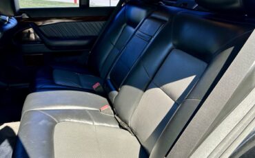 Mercedes-Benz-600-Series-1995-9