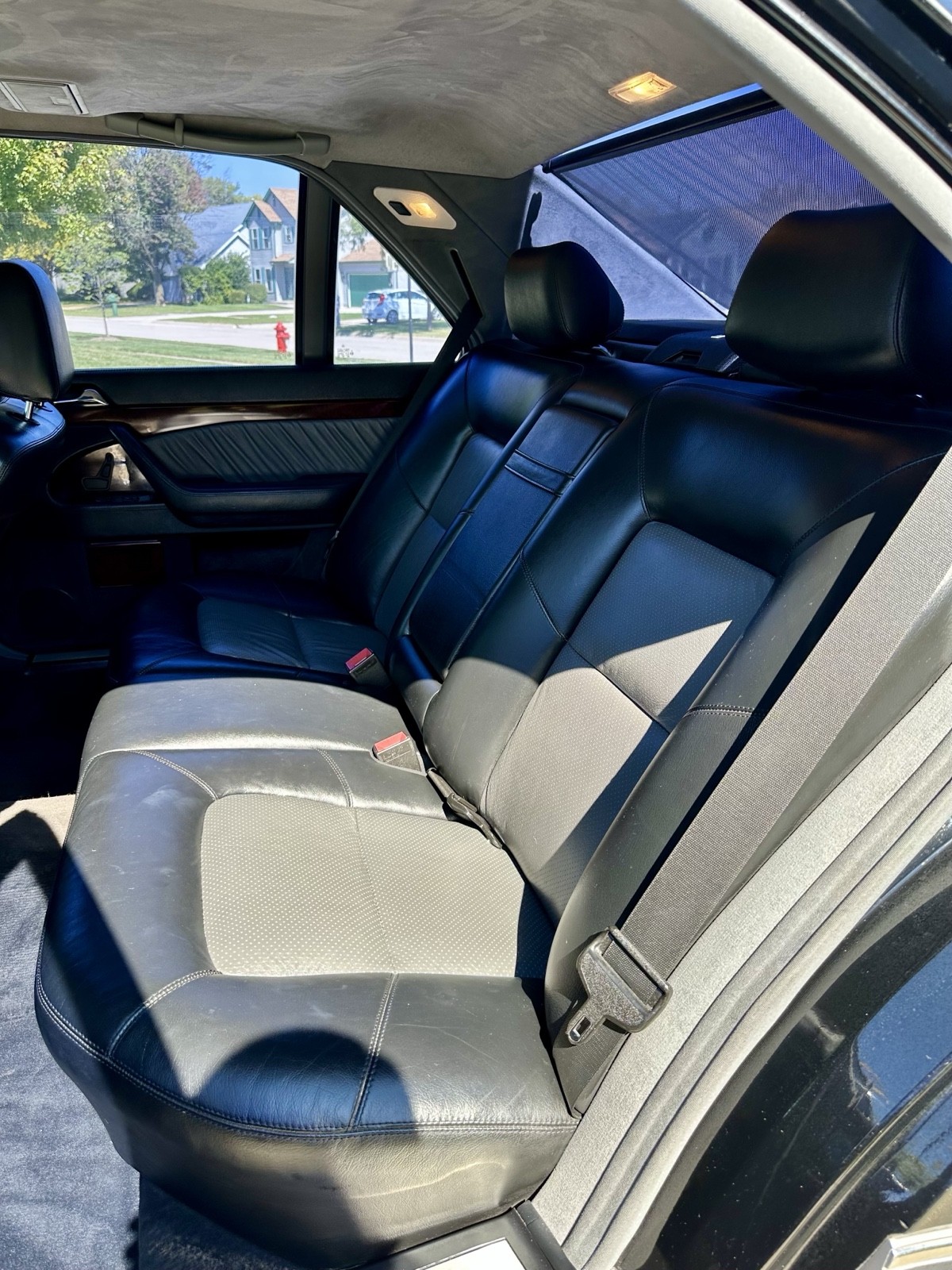 Mercedes-Benz-600-Series-1995-9