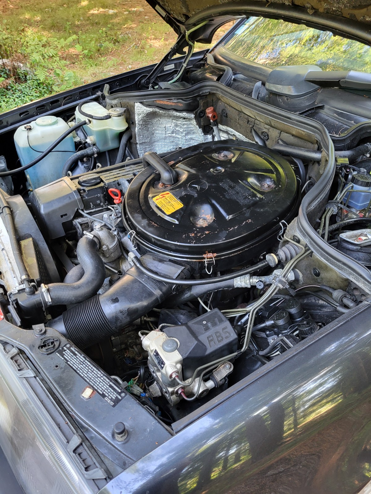 Mercedes-Benz-E-Class-1988-Sedan-22