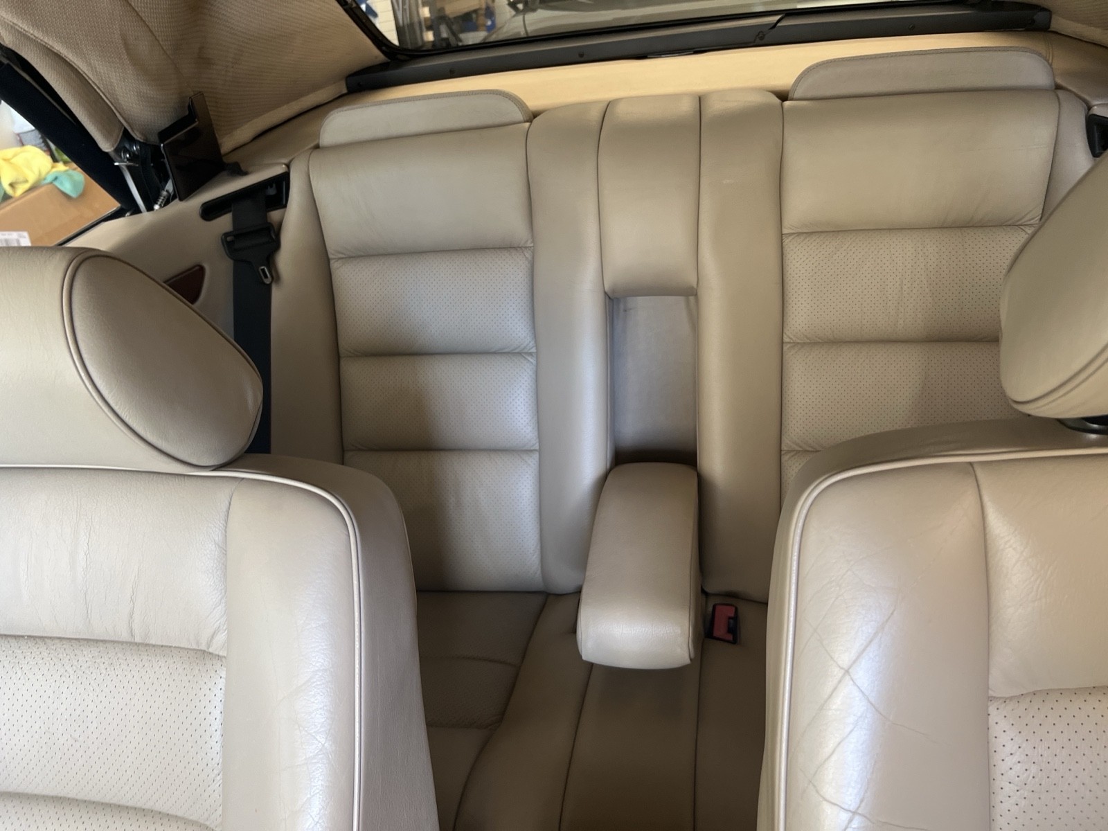 Mercedes-Benz-E-Class-1994-17